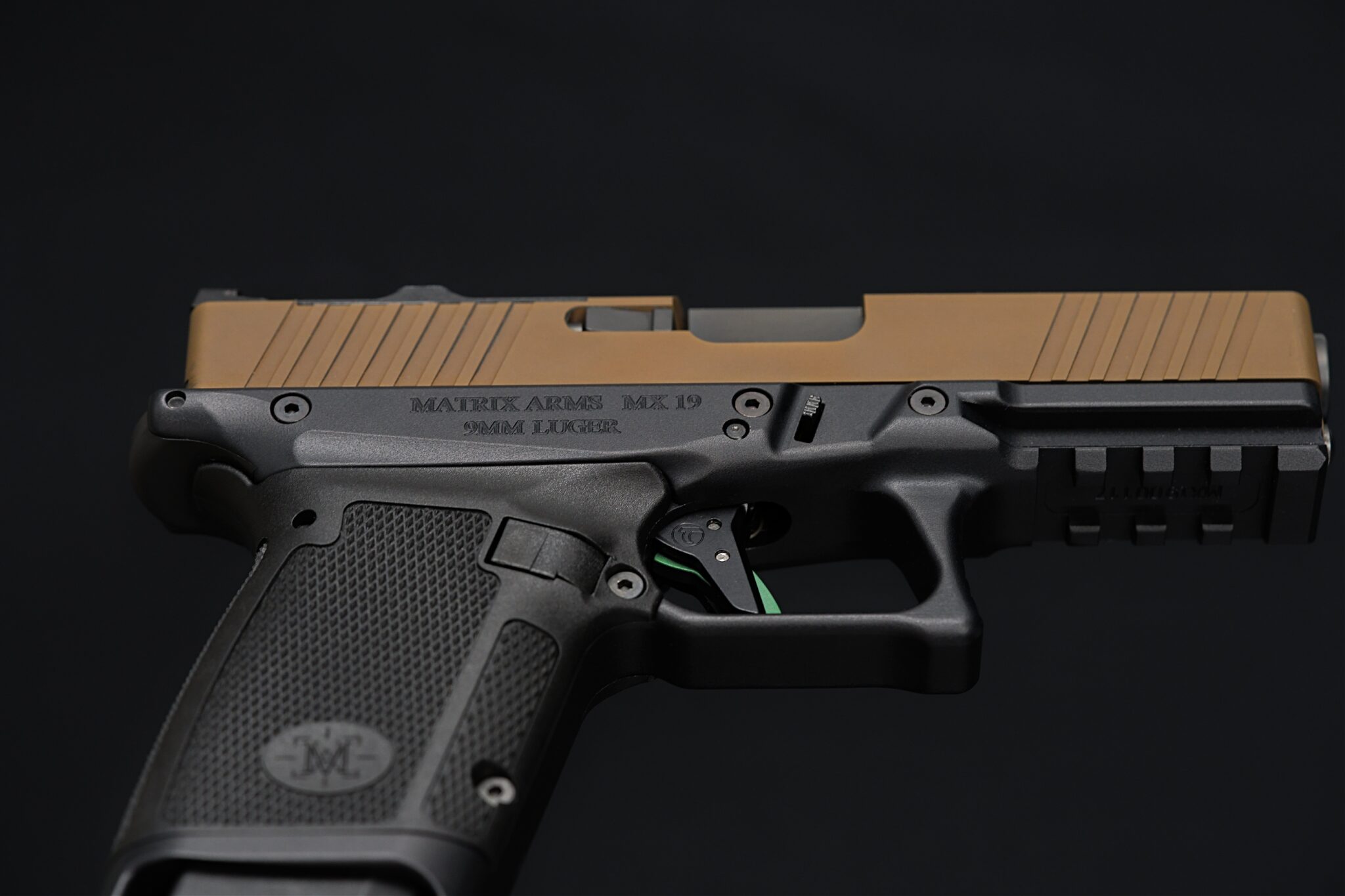 MX19 Elite handgun w/ 3lb competition trigger (Black Frame/Freedom ...